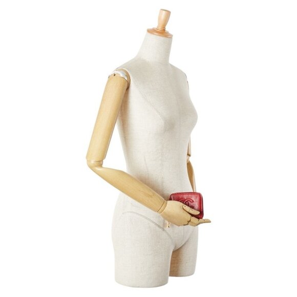 CHANEL Red Caviar Leather Logo Wallet - Picture 11 of 11